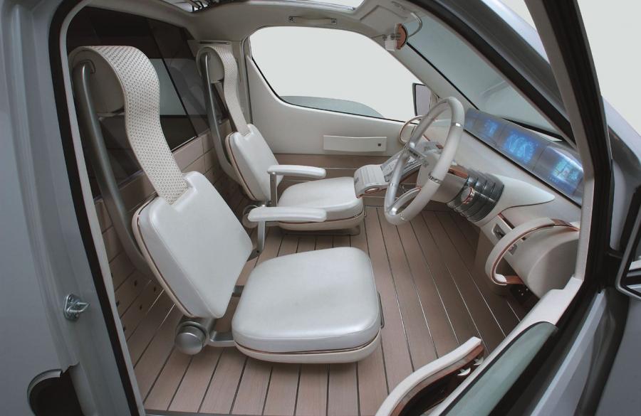  Toyota DMT Concept 2001 года  (фото 15 из 17)